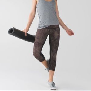 Lululemon Wunder Under Crop II *Full-On Luon